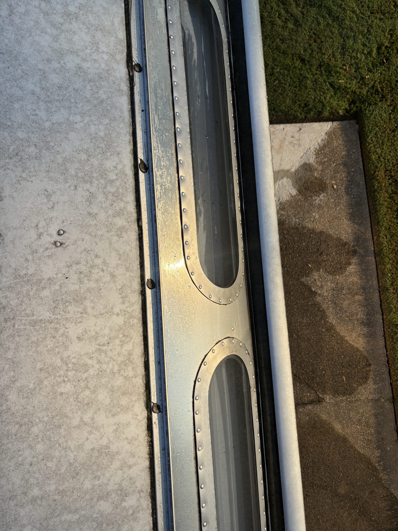 Riveted aluminum detail
